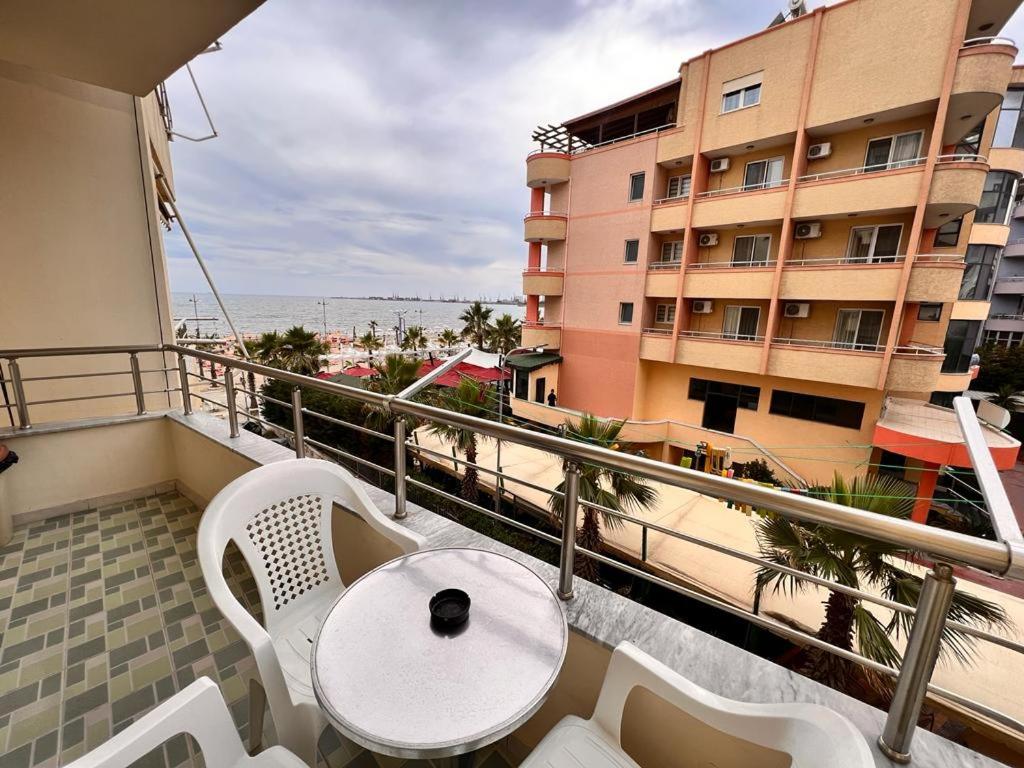 H&G Seaview Apartments