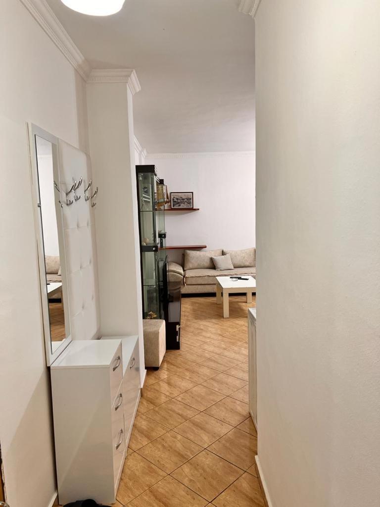 H&G Seaview Apartments
