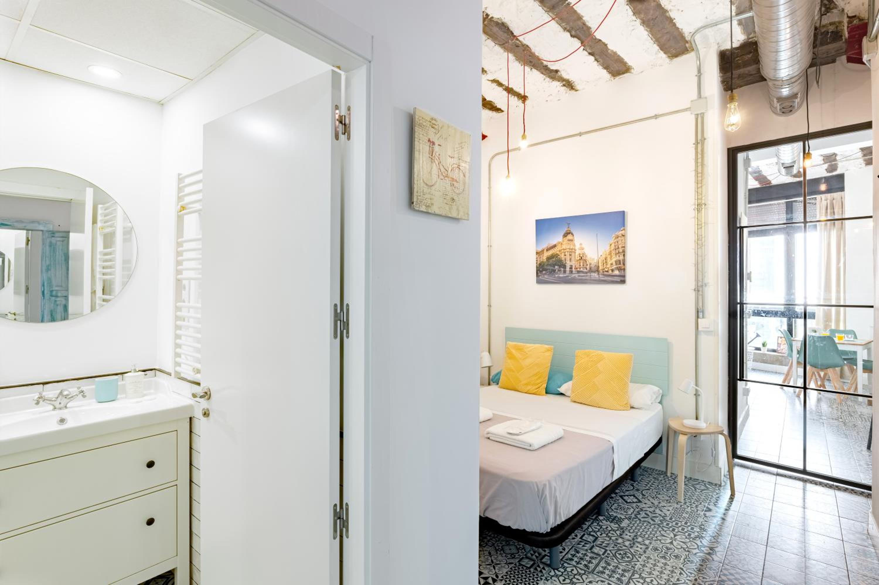 Vintage Apartment near Puerta del Sol