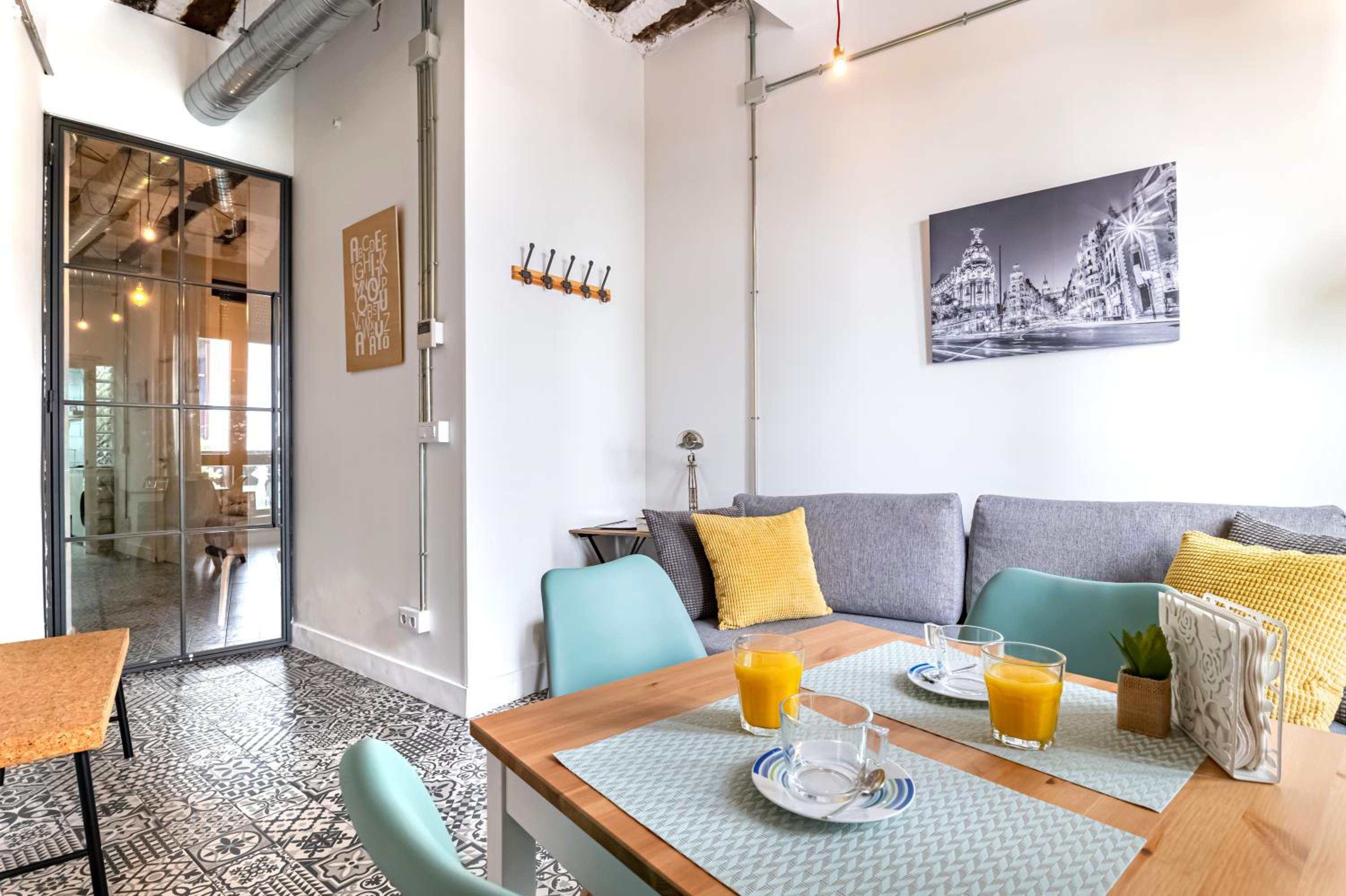 Vintage Apartment near Puerta del Sol