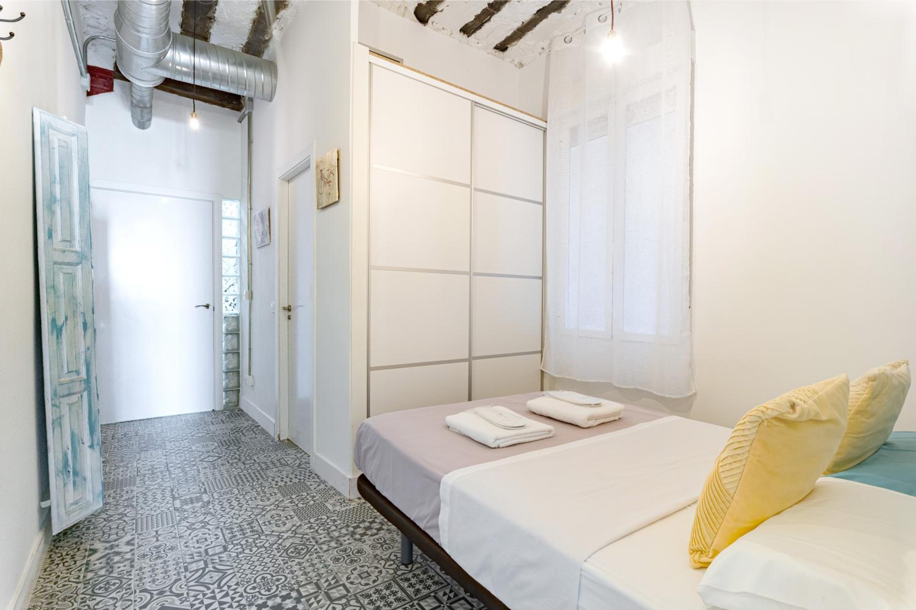 Vintage Apartment near Puerta del Sol