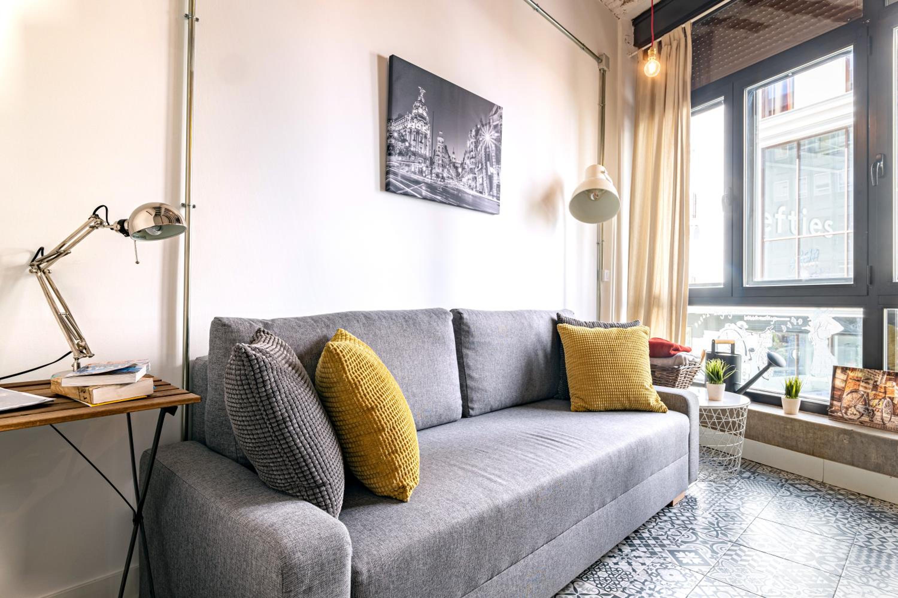 Vintage Apartment near Puerta del Sol