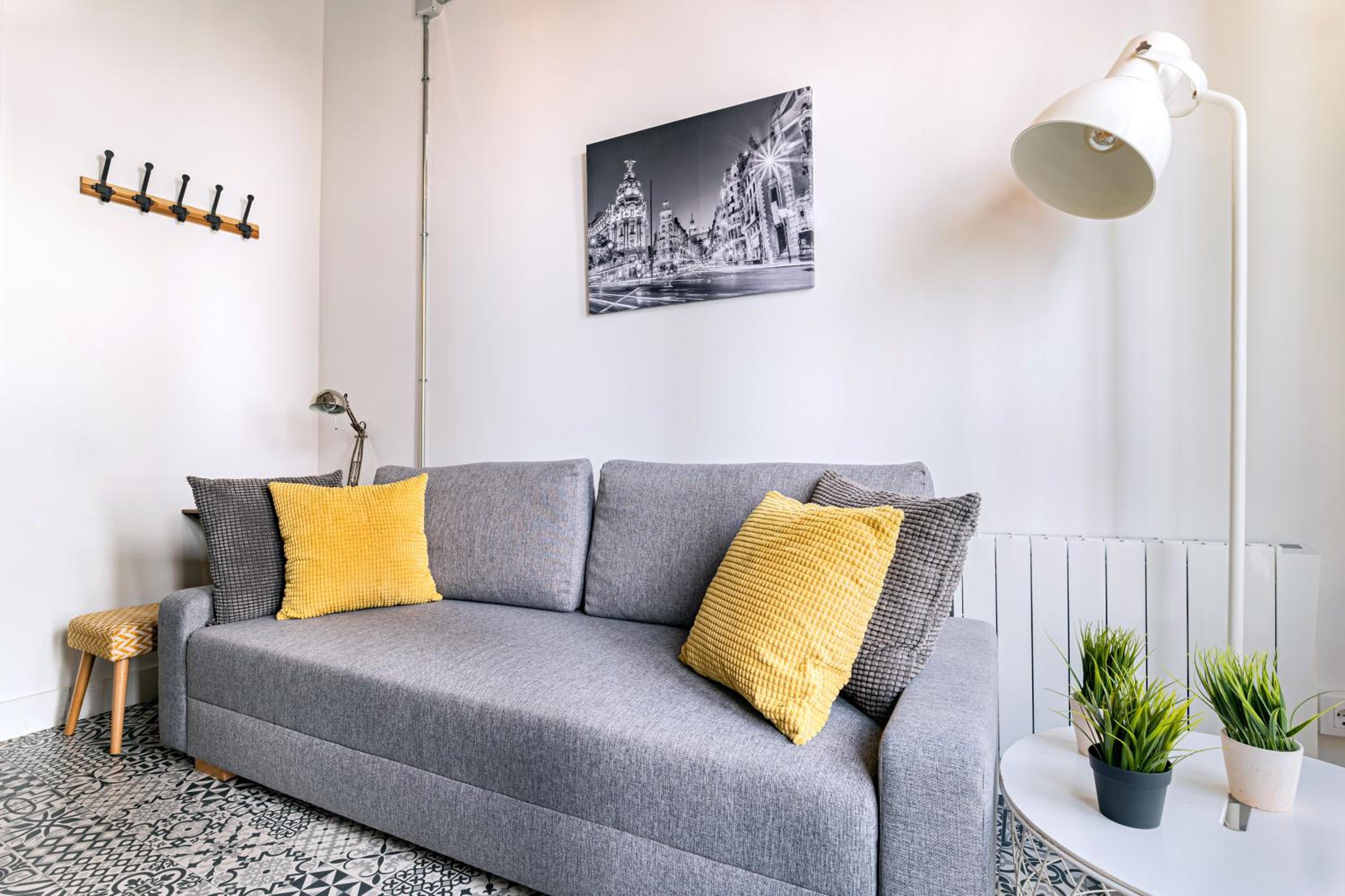 Vintage Apartment near Puerta del Sol