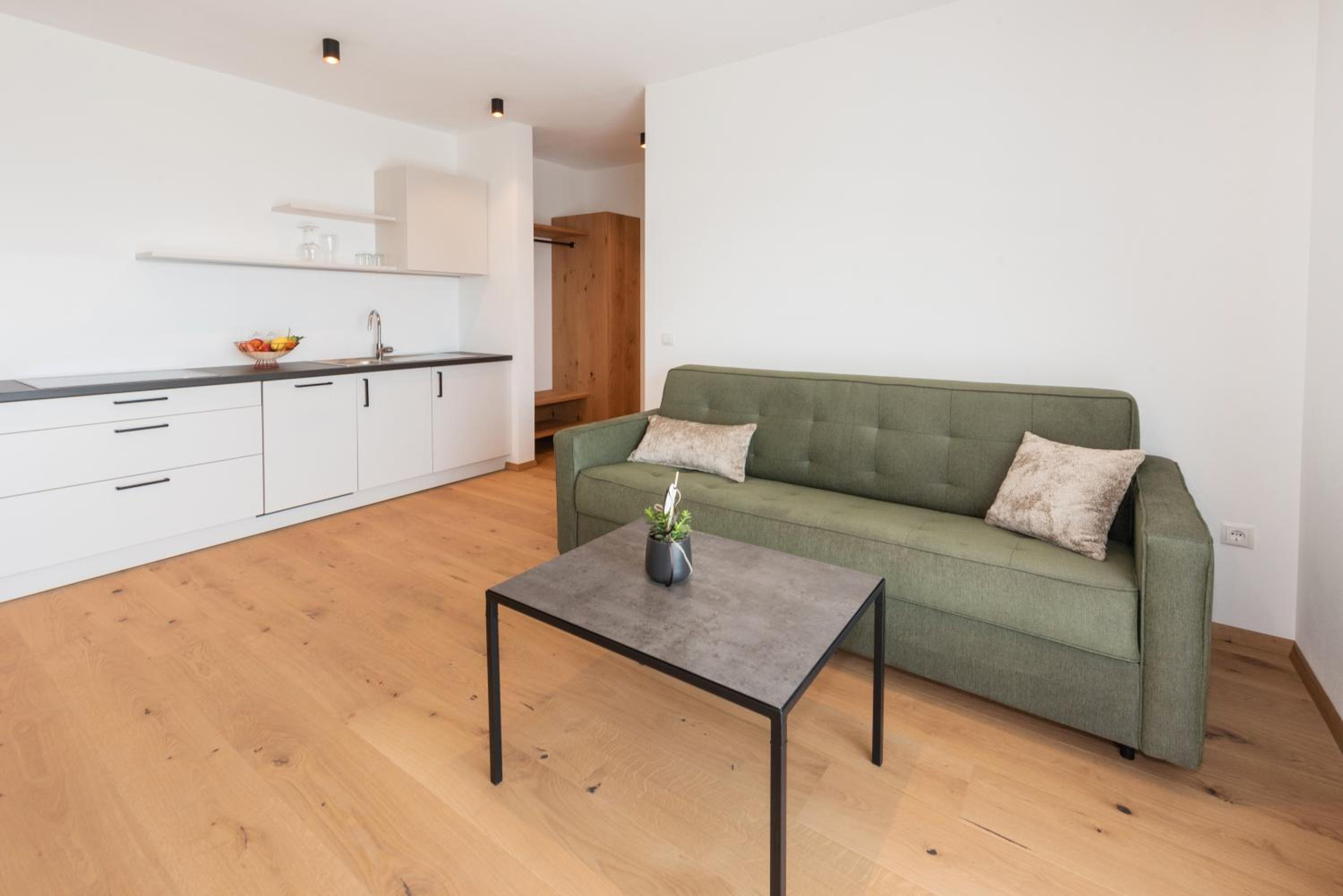 Villa Montis Exclusive Holiday Apartments in Eppan with Spectacular Views of Dolomites and Bolzano Area view 3