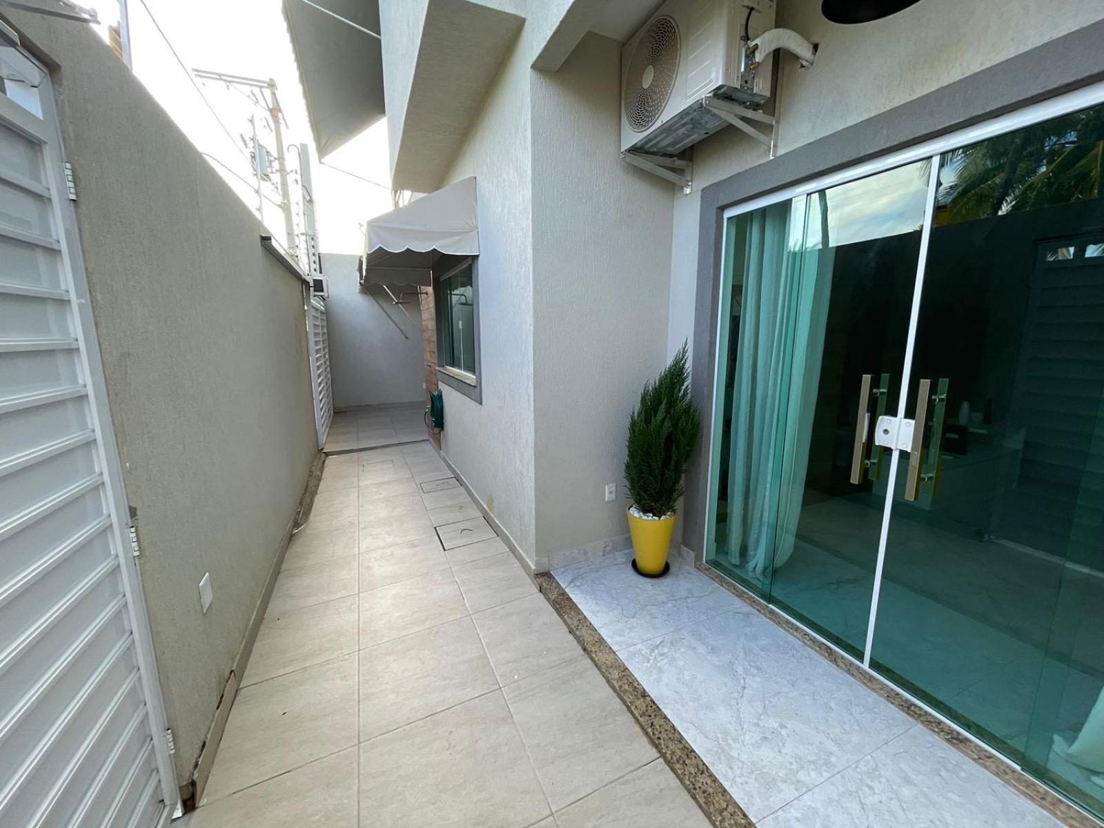 Casa Moderna com 2 Suites e Home Office na Praia