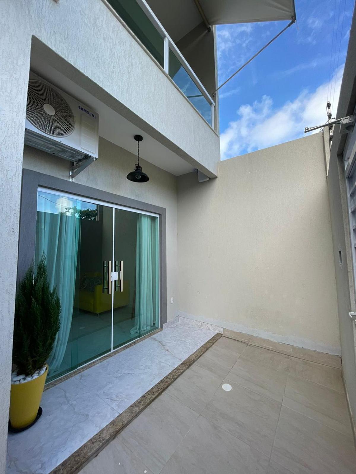 Casa Moderna com 2 Suites e Home Office na Praia