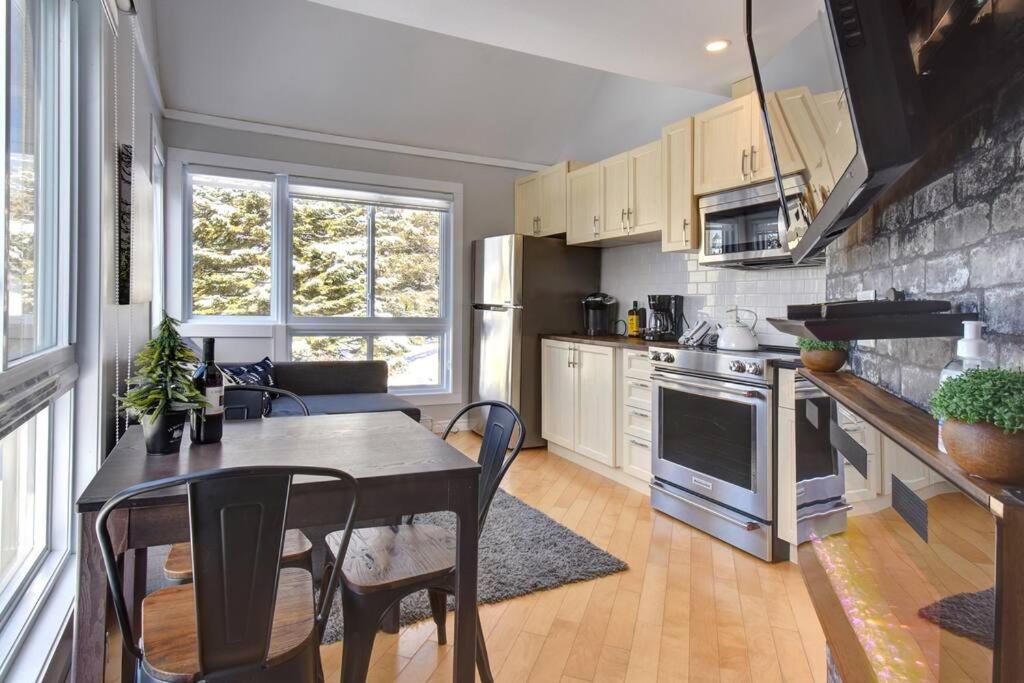 Cozy Chalet in the Mont Tremblant Ski Village