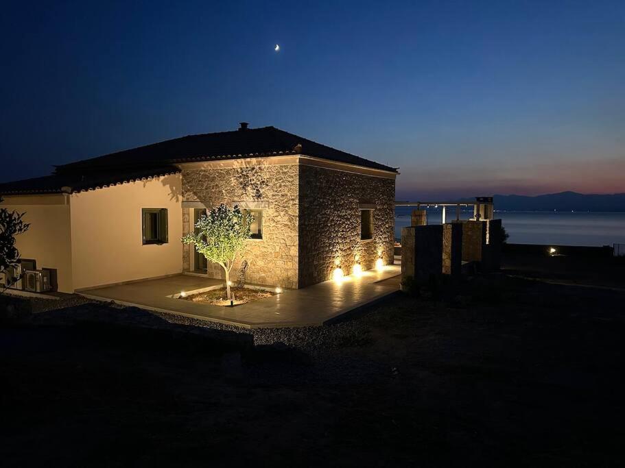 Elaionas Stonehouse