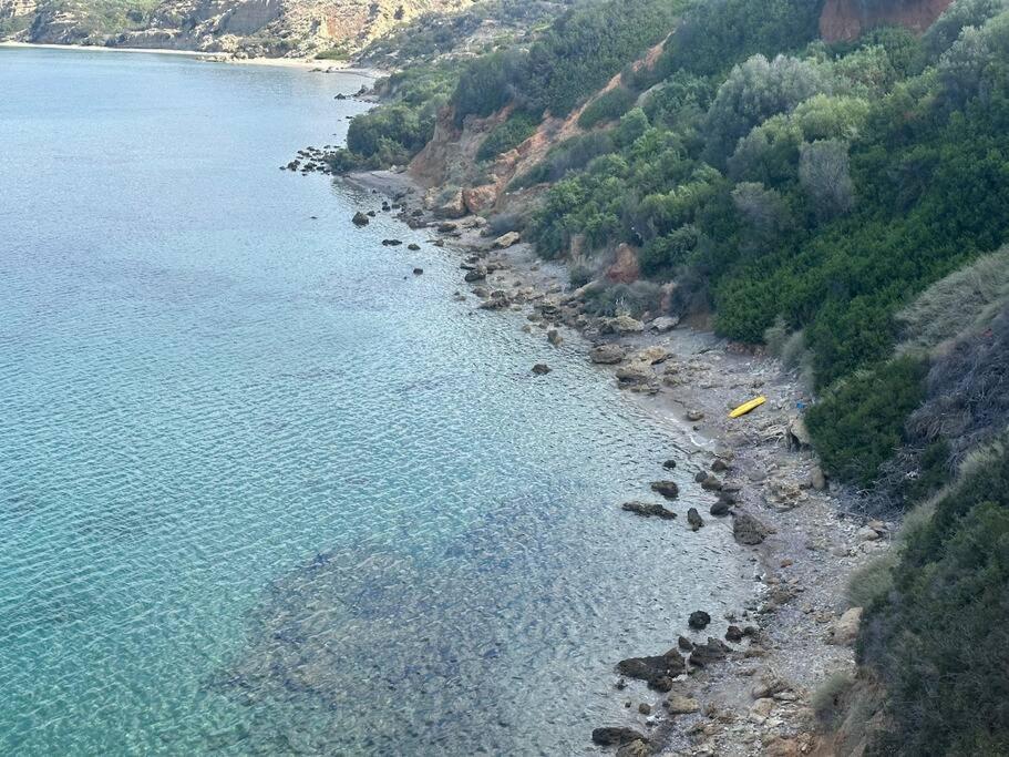 Elaionas Stonehouse