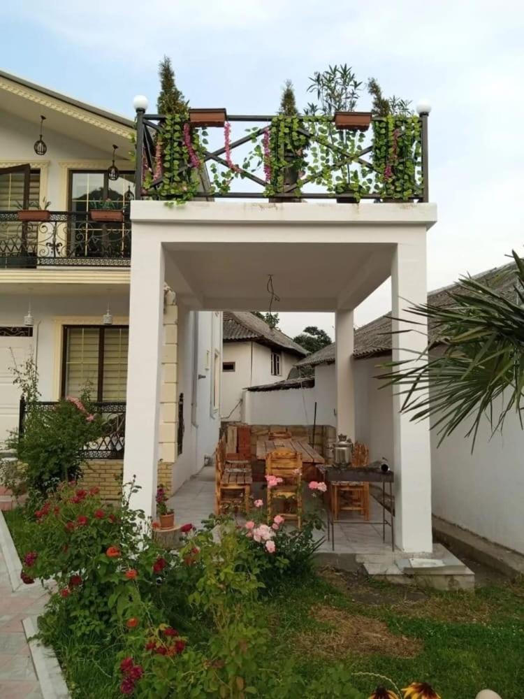 Qafqaz mountain white villa