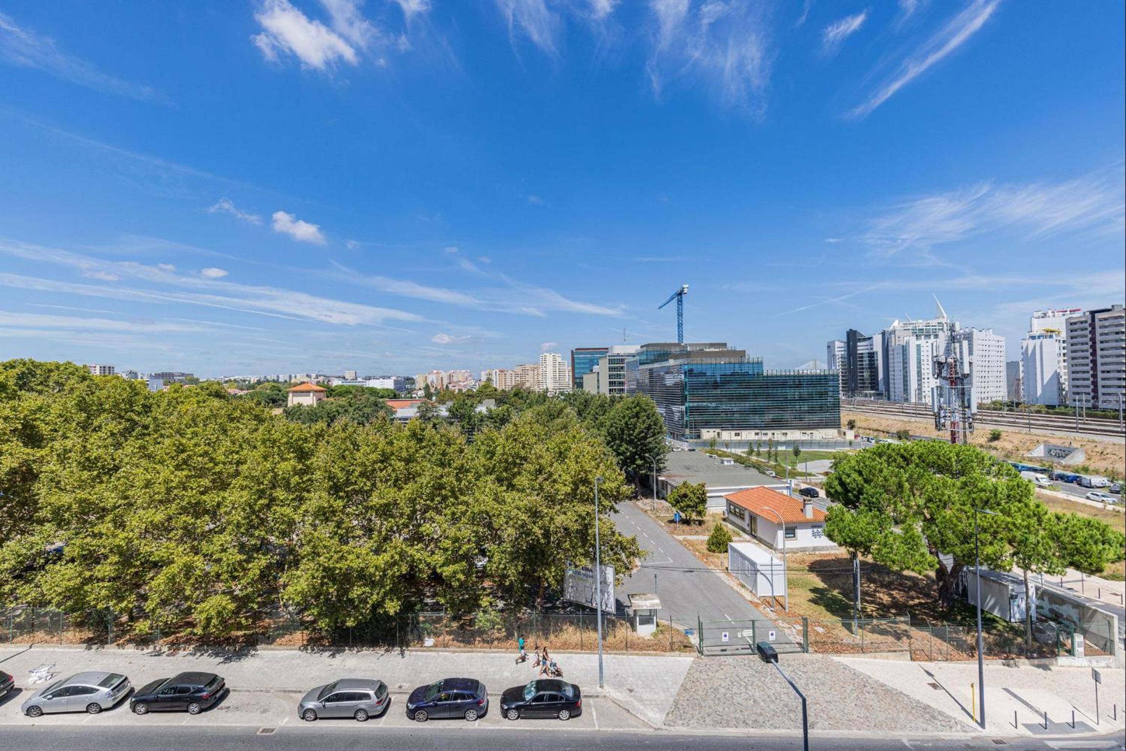 Lovely 1 BDR Apartment With Pool by LovelyStay view 5