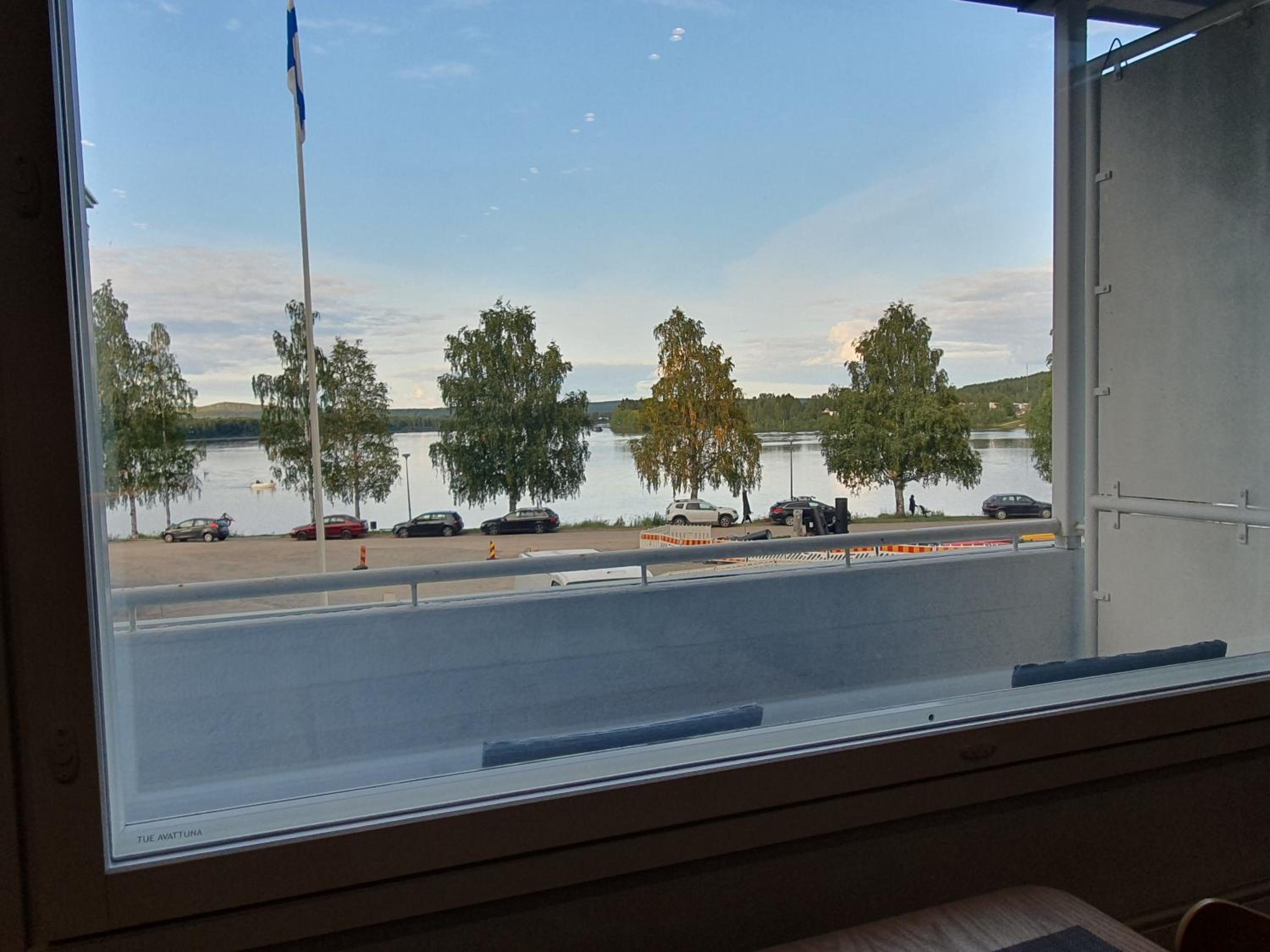 River View City Apartment