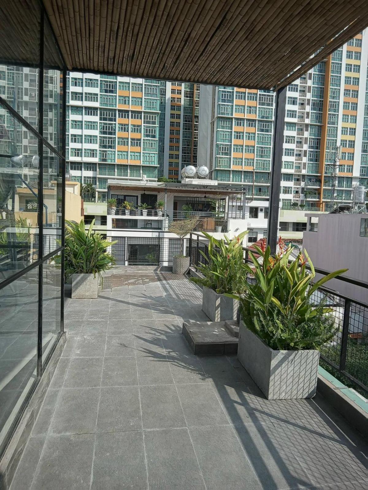 Tin Tin Apartment