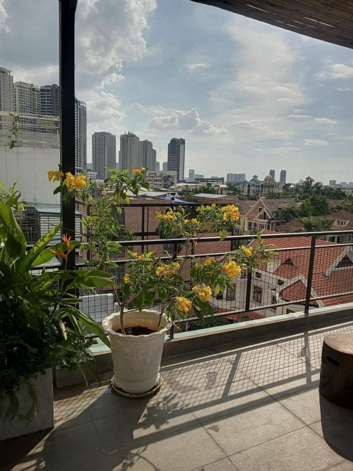 Tin Tin Apartment