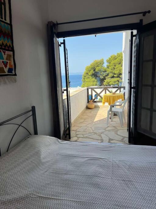 Elia Sea View Apartments 2