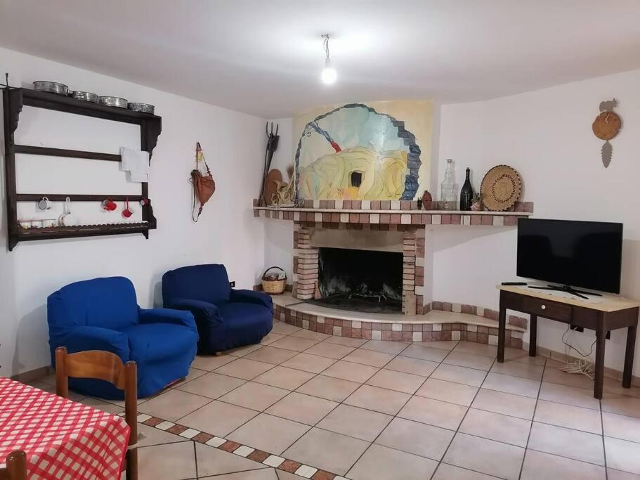 Villa Simone (Cagliari, Escalaplano, Sardegna) view 3