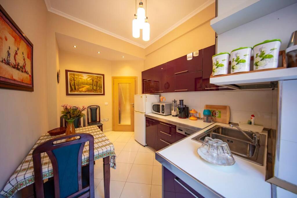 Cozy Helen Apartament