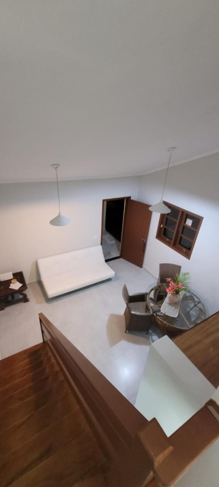 Piscina climatizada, jacuzzi e com grande área verde