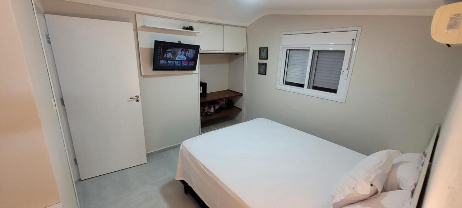 Piscina climatizada, jacuzzi e com grande área verde