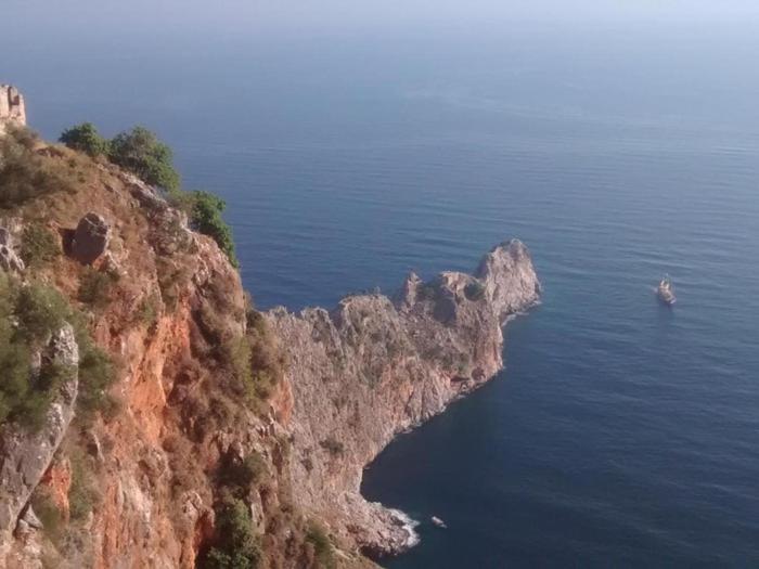 Dreamy luxury duplex villa with a special view and 300 meters of private garden