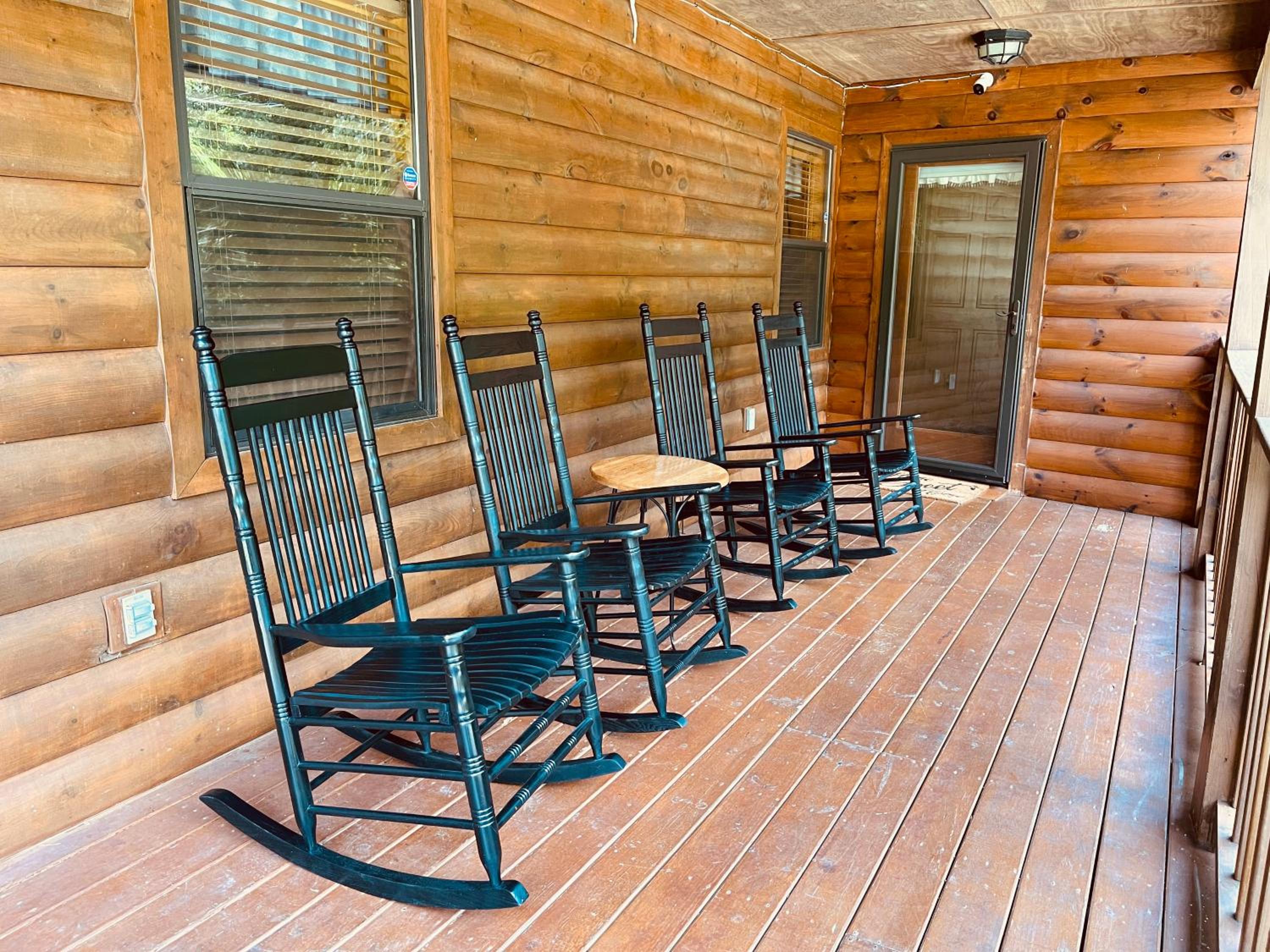Smoky Mountain Enchanting Haven 3BR2BA Cabin view 4