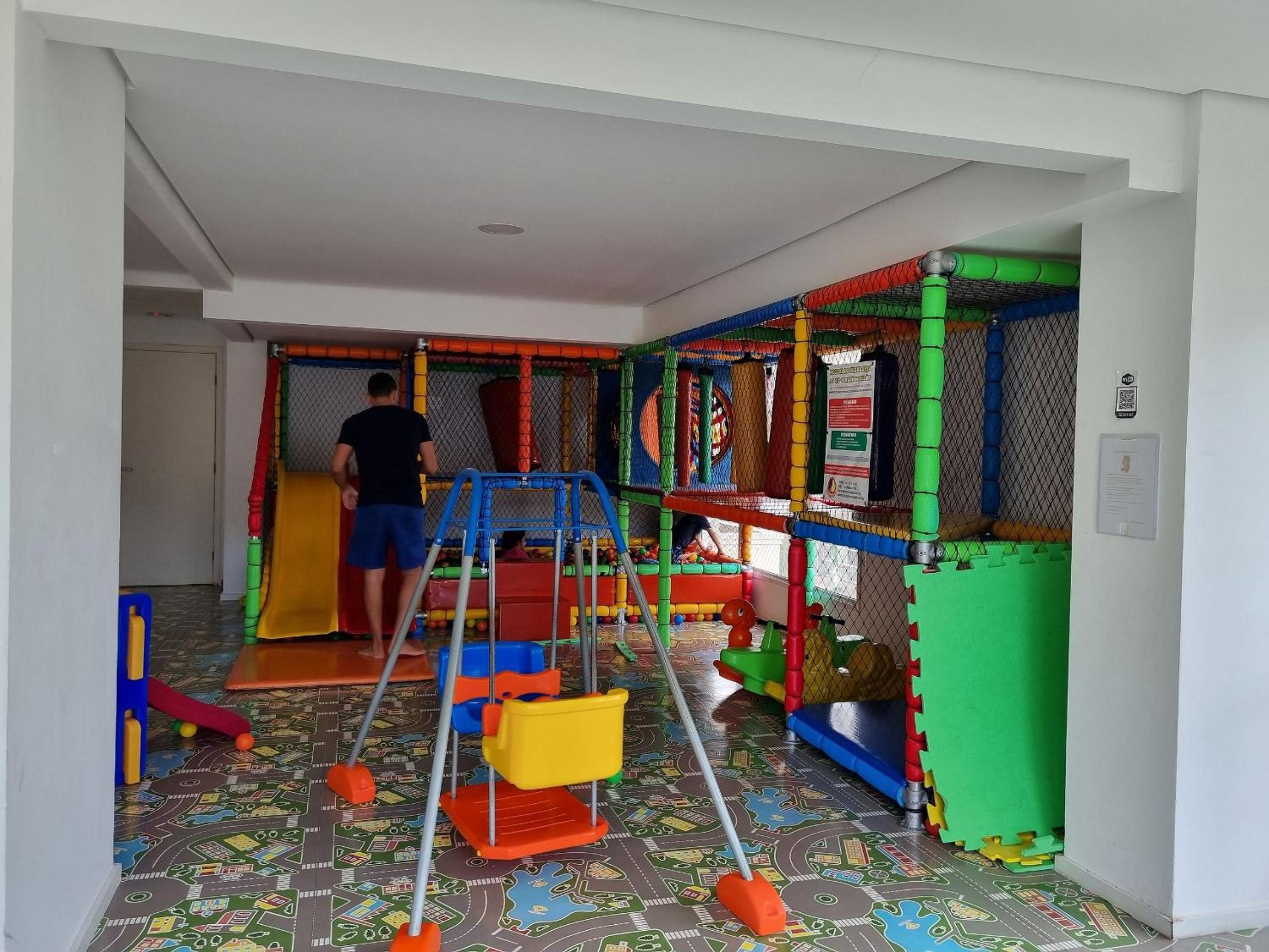 Golden Sun Condominium - Seasonal Apartments