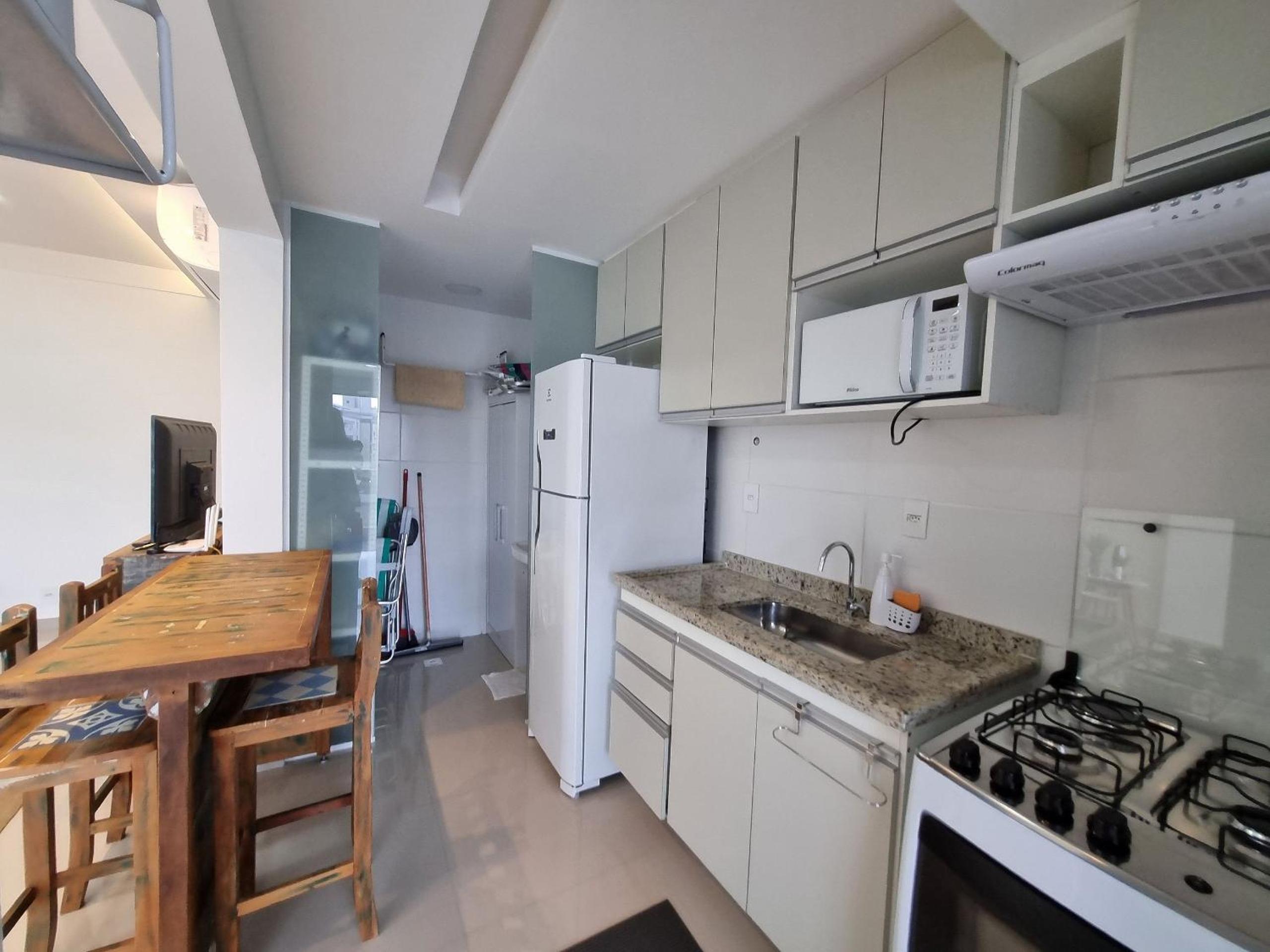 Golden Sun Condominium - Seasonal Apartments