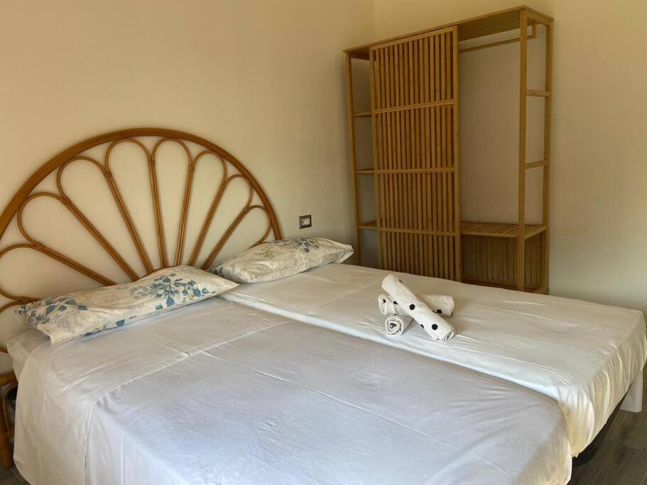 Villa Alice - Villetta con giardino privato a pochi minuti dal mare - Villasimius