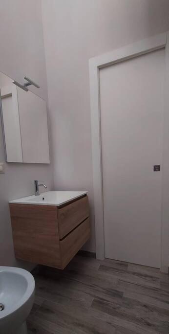 Villa Alice - Villetta con giardino privato a pochi minuti dal mare - Villasimius