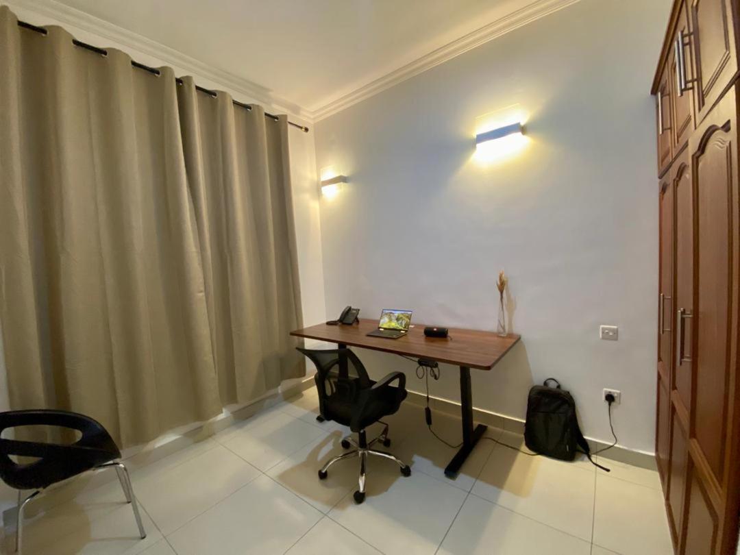 Homely 2-Bedroom at Victoria Place view 5