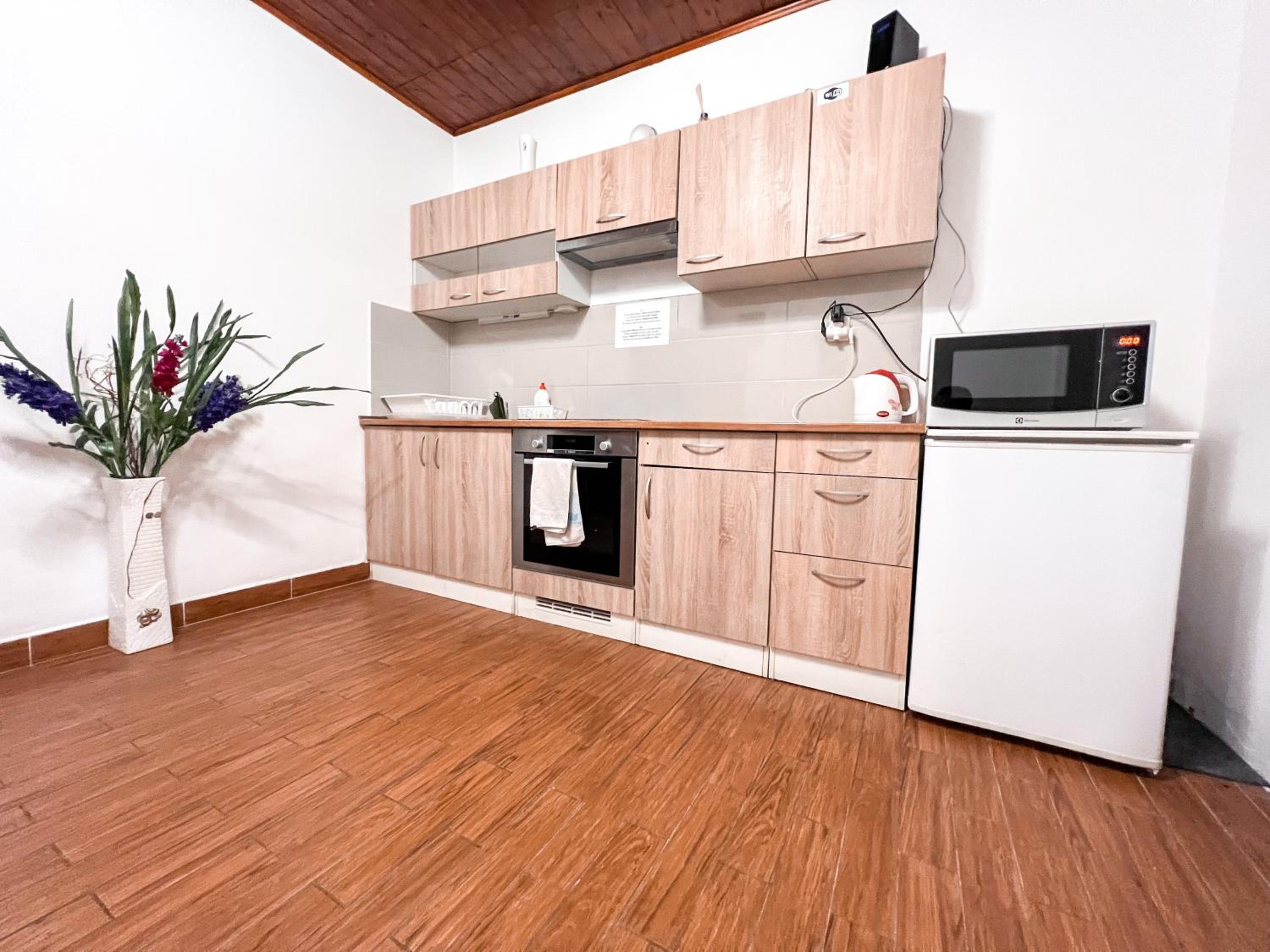 3 Apartments in 1 location