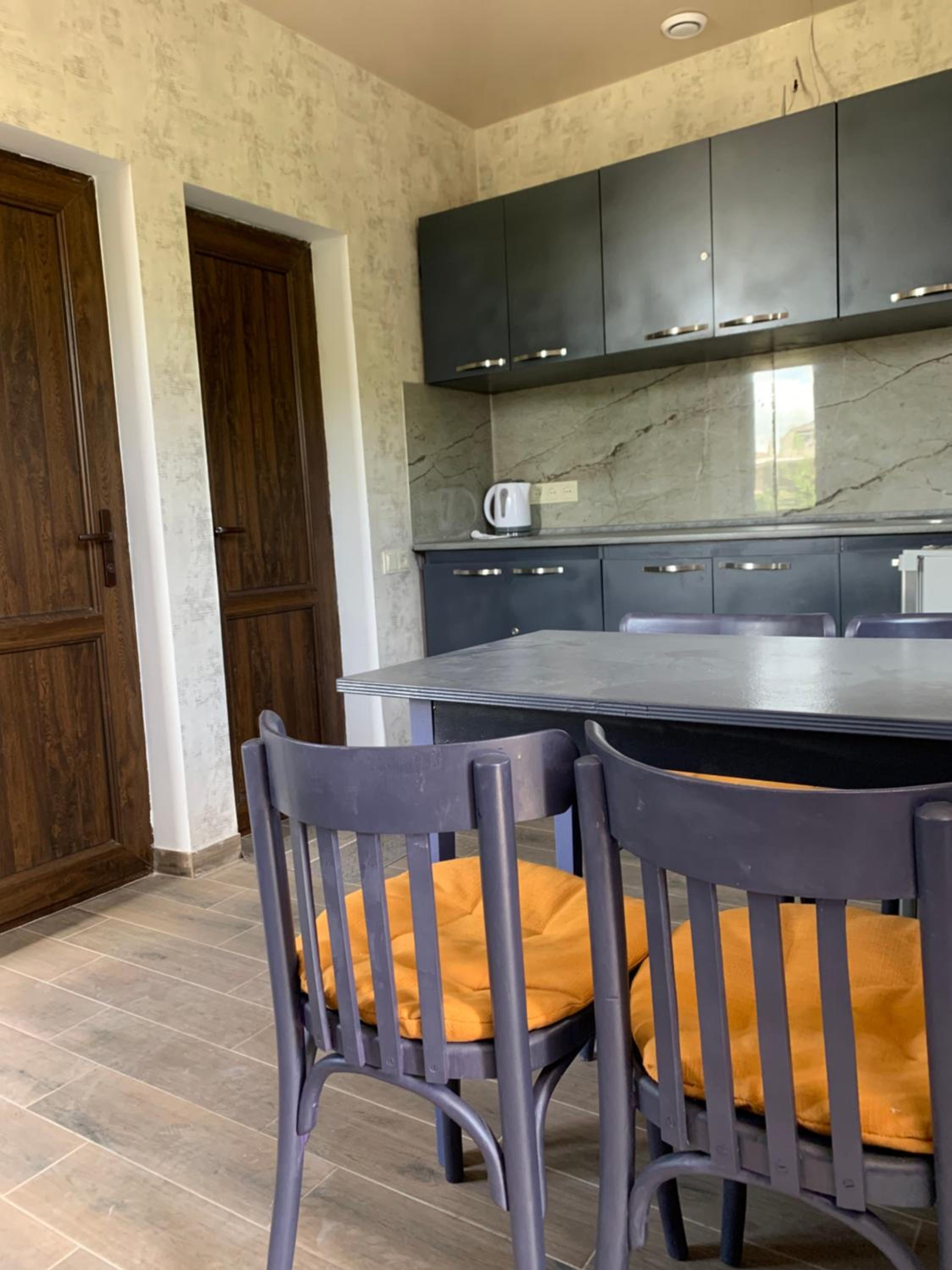 DendroBak GuestHouse