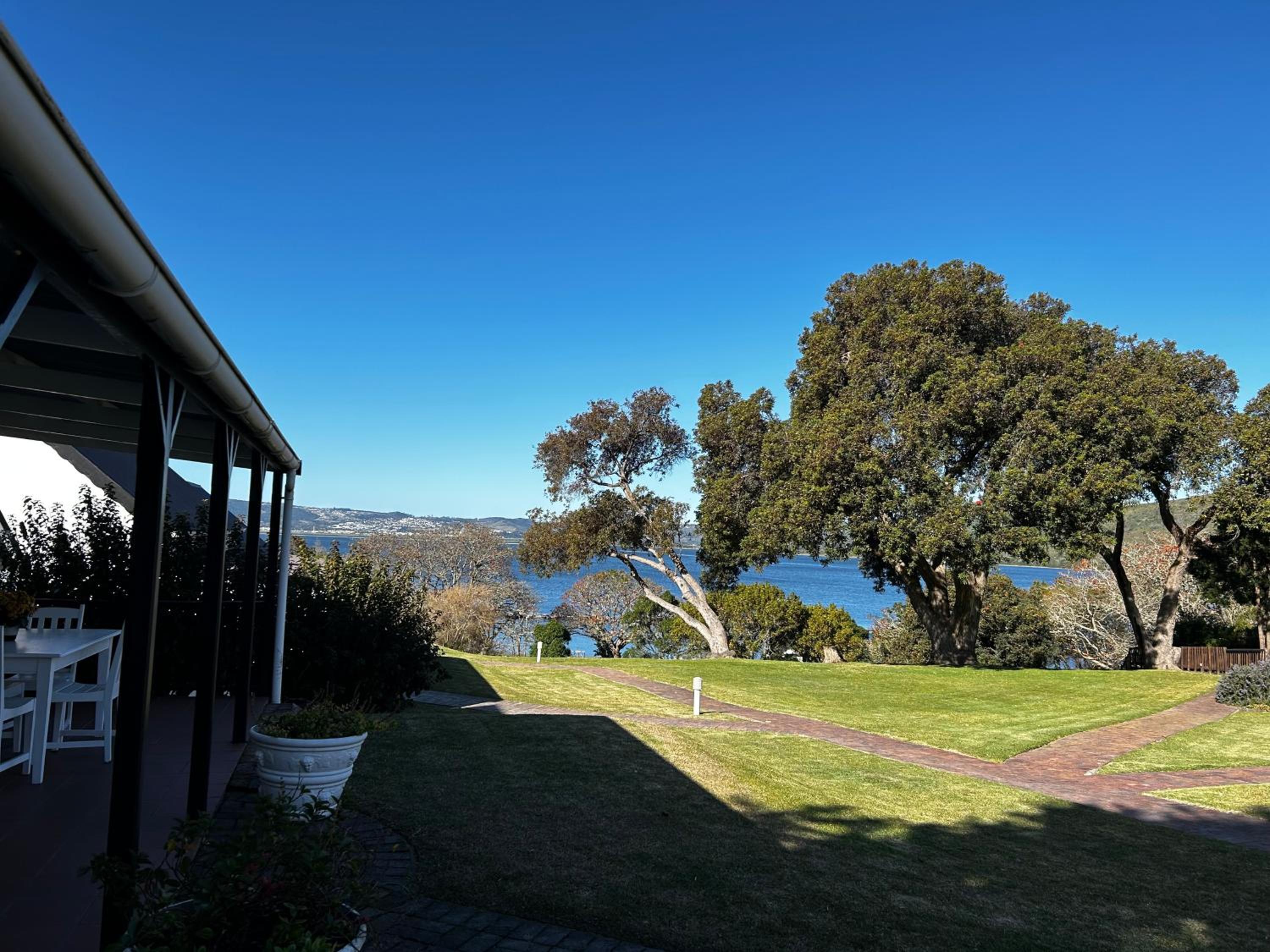 Blu Belle Lagoon Cottage view 5