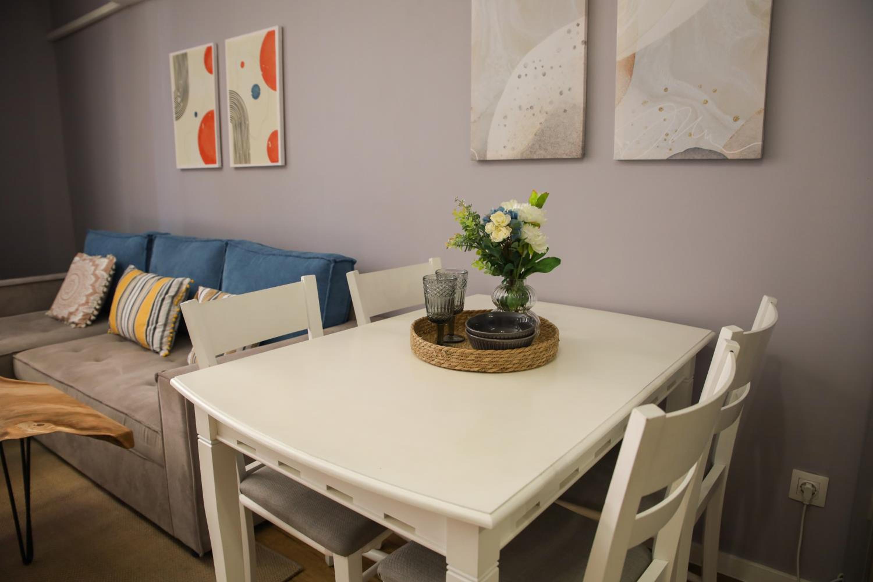 Mall of Sofia - UrbanLux Retreat, FREE Parking