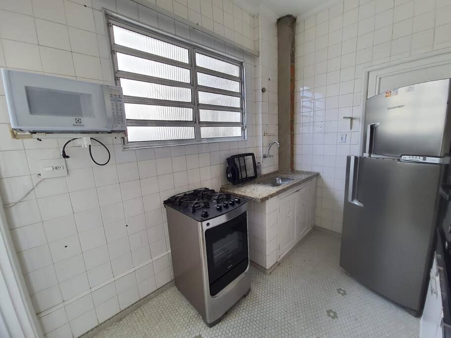 Apartamento Pé na Areia na Praia das Pitangueiras