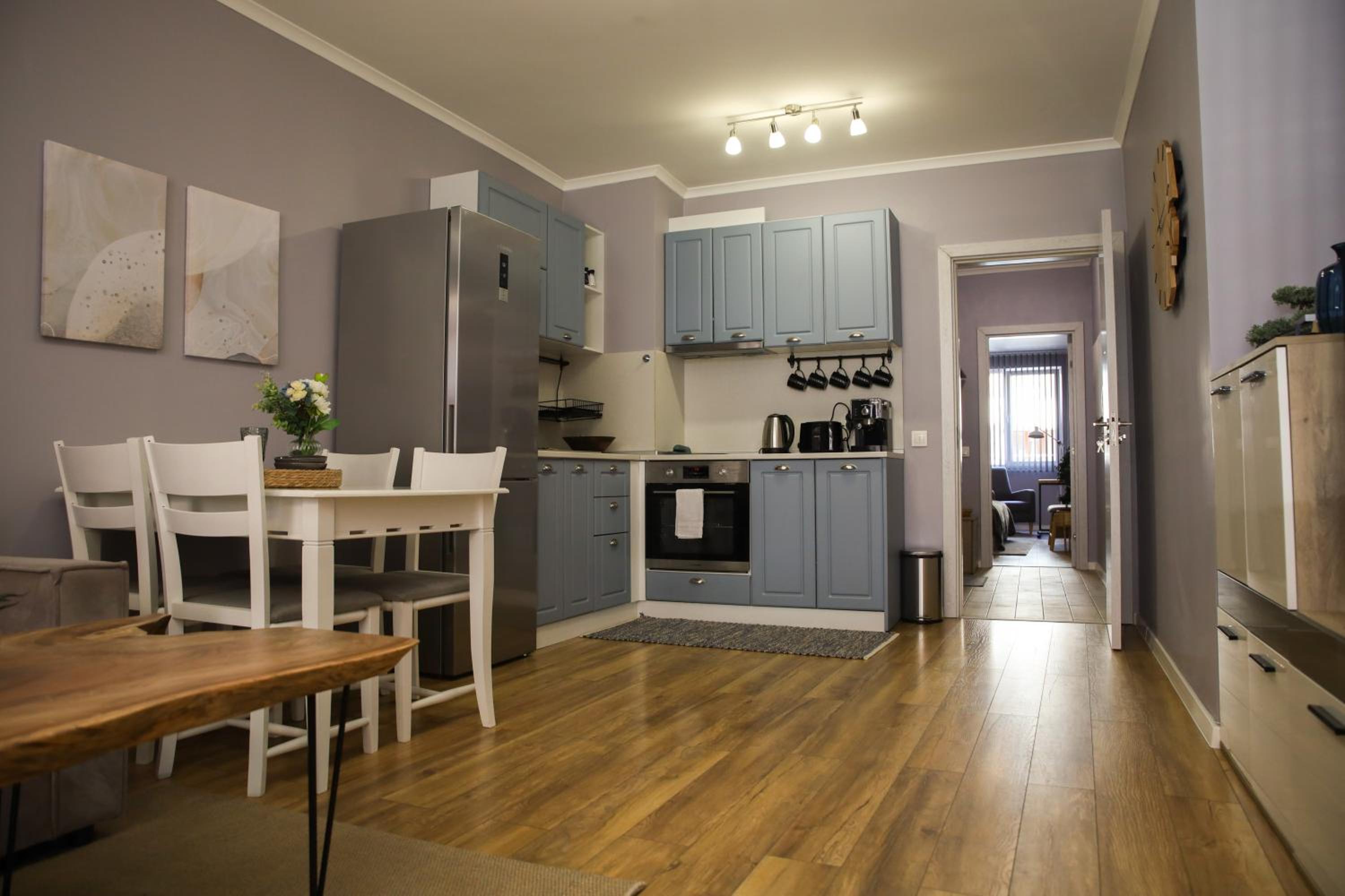 Mall of Sofia - UrbanLux Retreat, FREE Parking