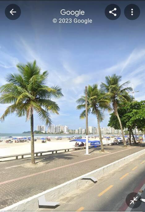 Apartamento Pé na Areia na Praia das Pitangueiras