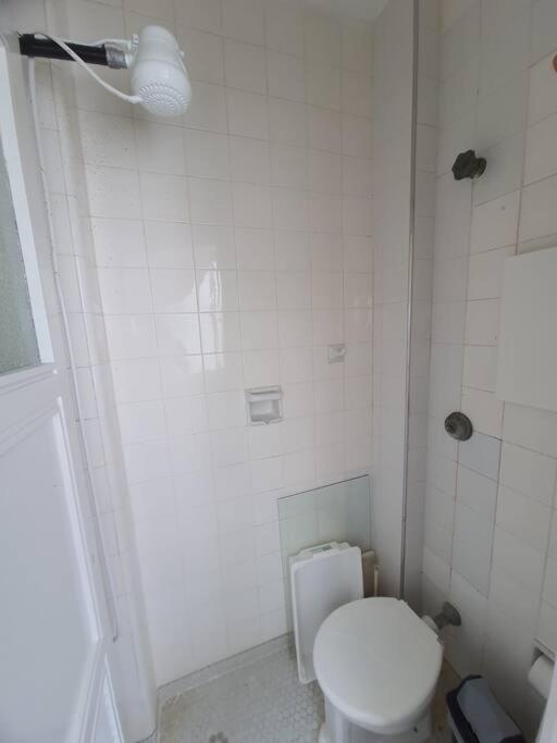 Apartamento Pé na Areia na Praia das Pitangueiras