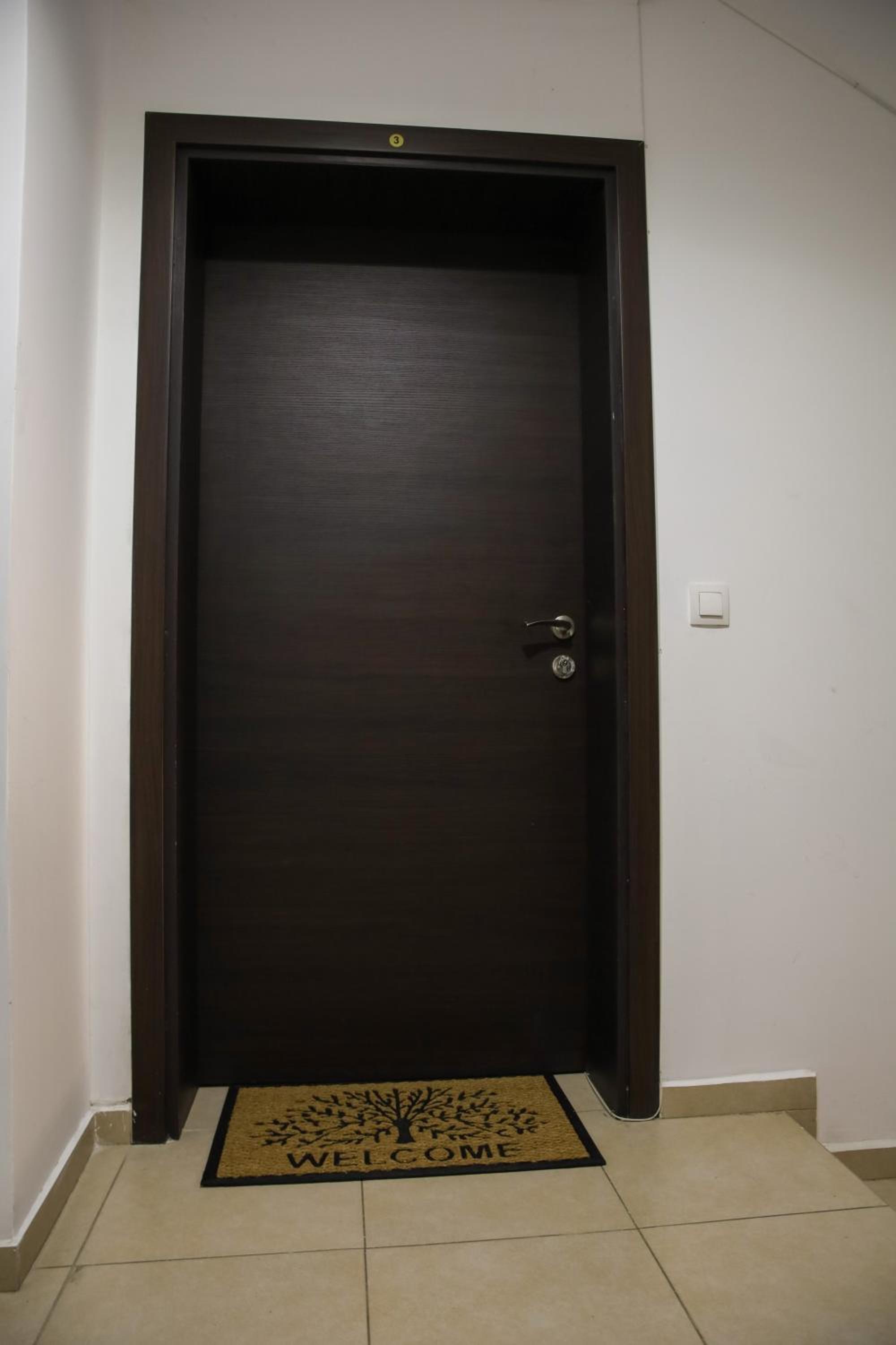 Mall of Sofia - UrbanLux Retreat, FREE Parking