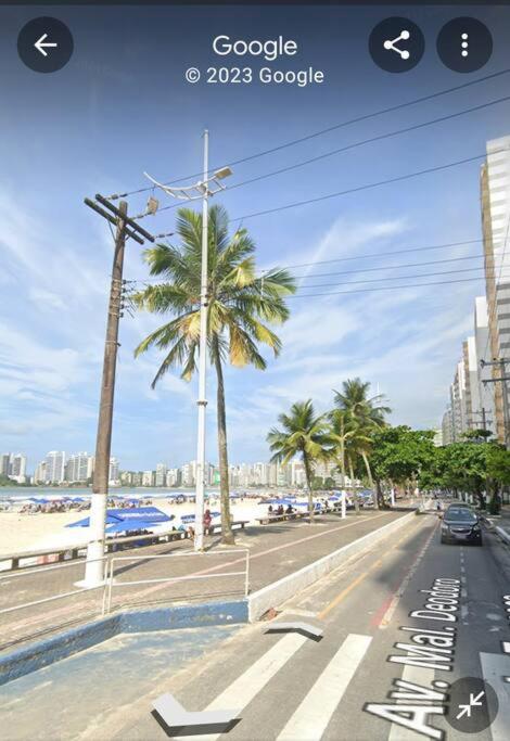 Apartamento Pé na Areia na Praia das Pitangueiras