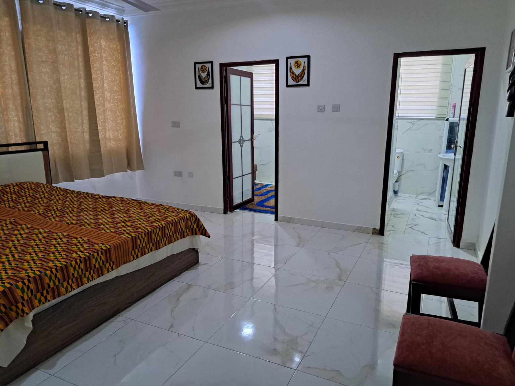 Pool House Retreat in Accra