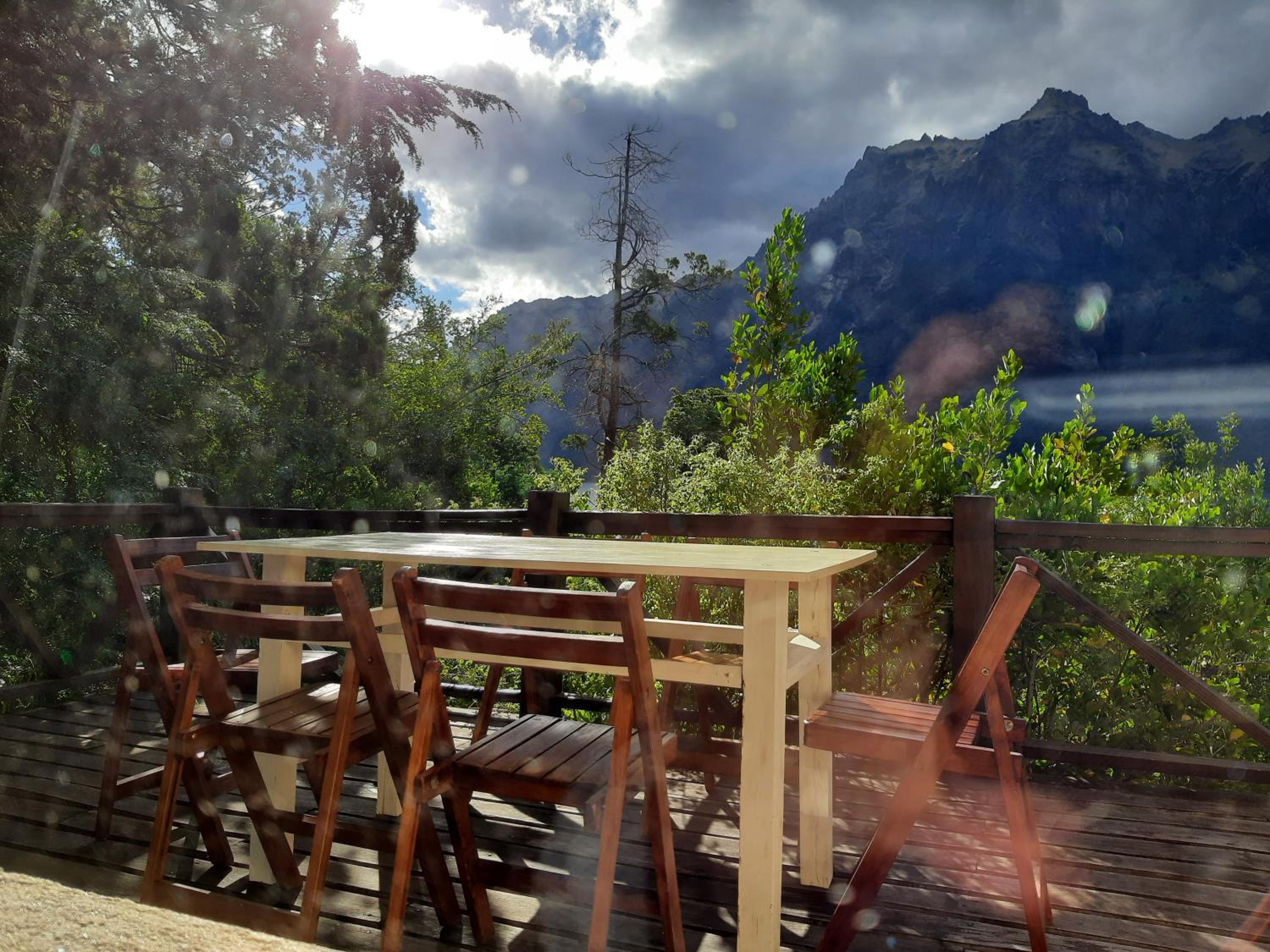 Cabaña con excelente vista al Lago Gutierrez
