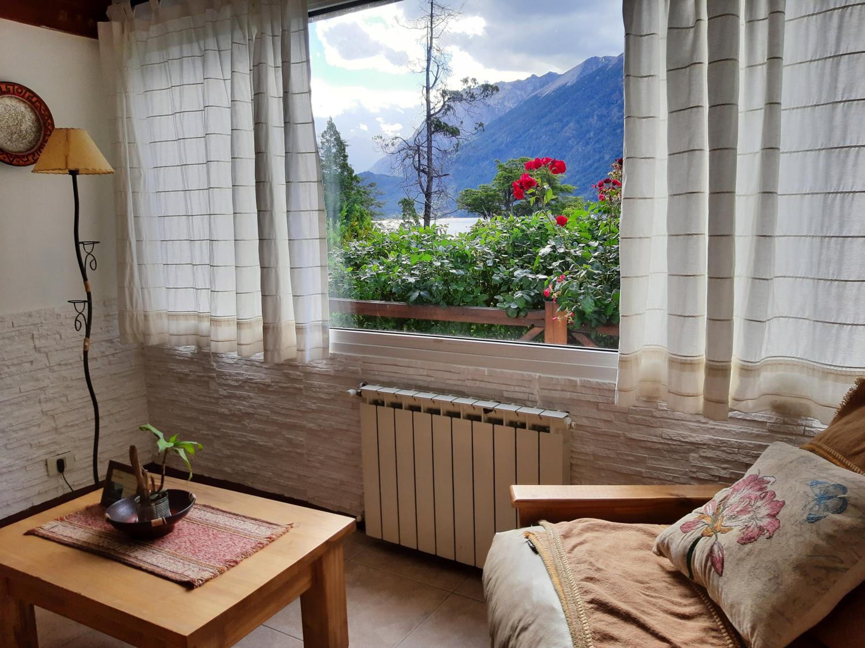 Cabaña con excelente vista al Lago Gutierrez