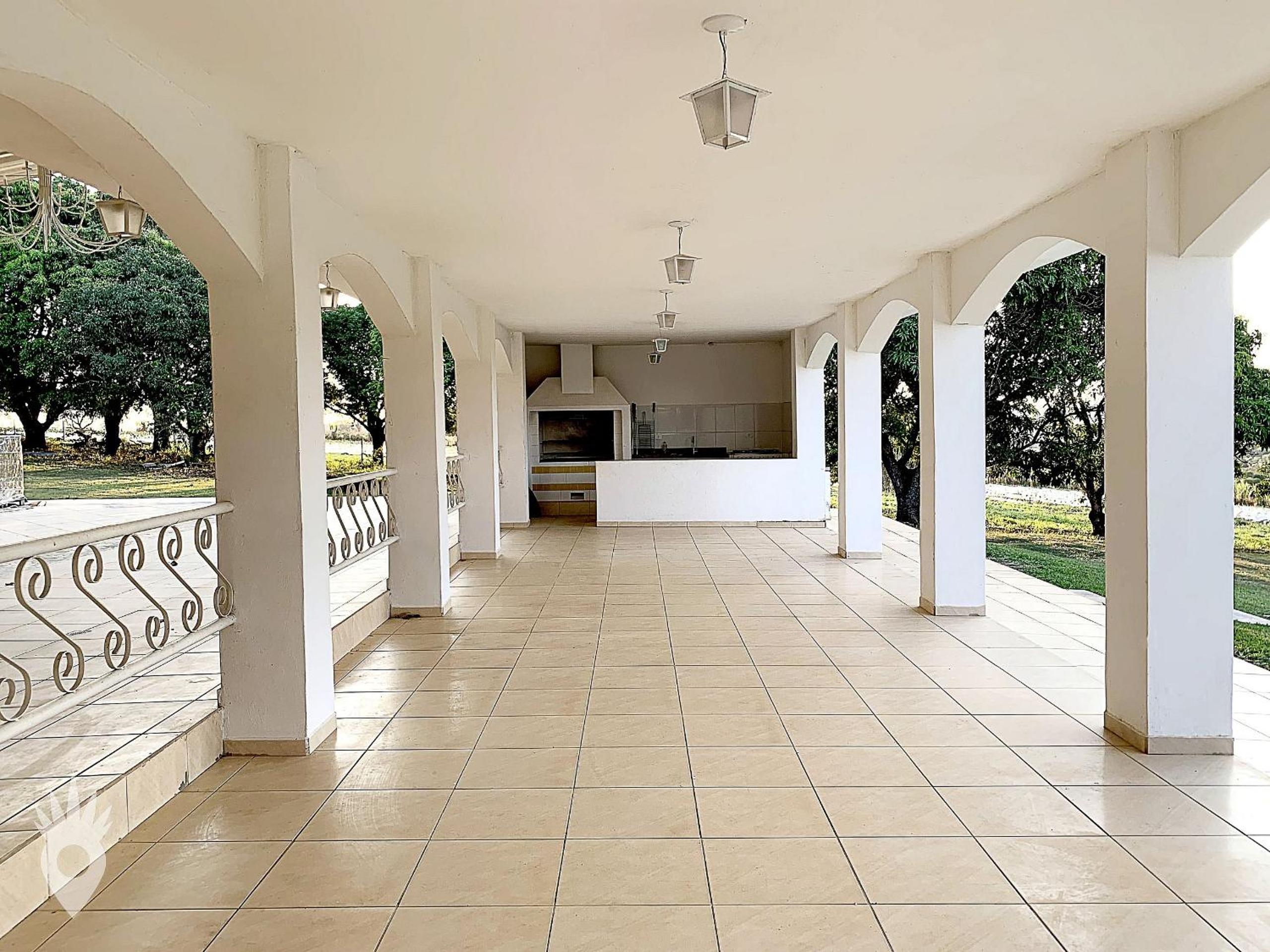 Linda casa de fazenda no interior de SP