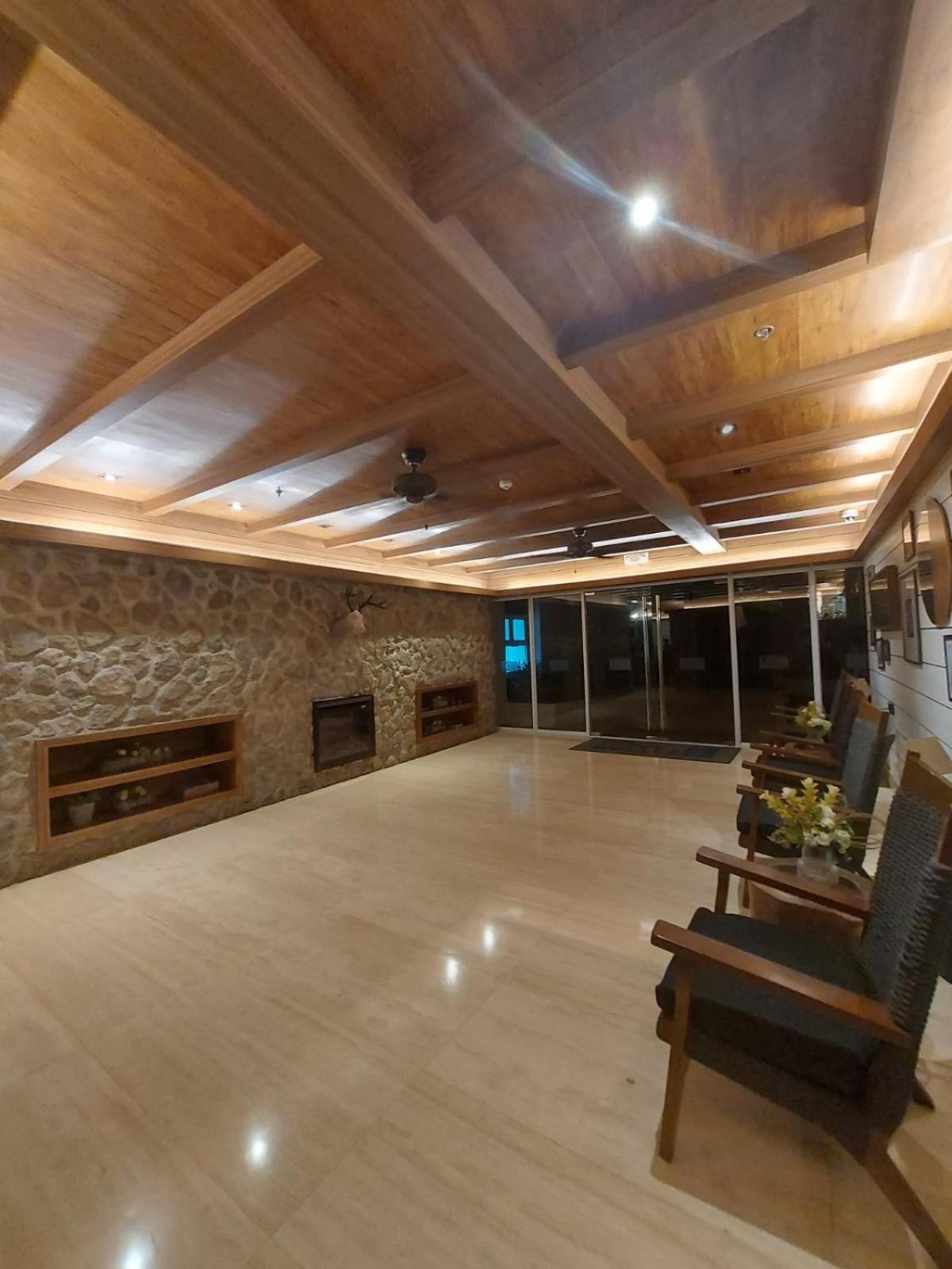 The Penn Room Tagaytay at Cool Suites view 4