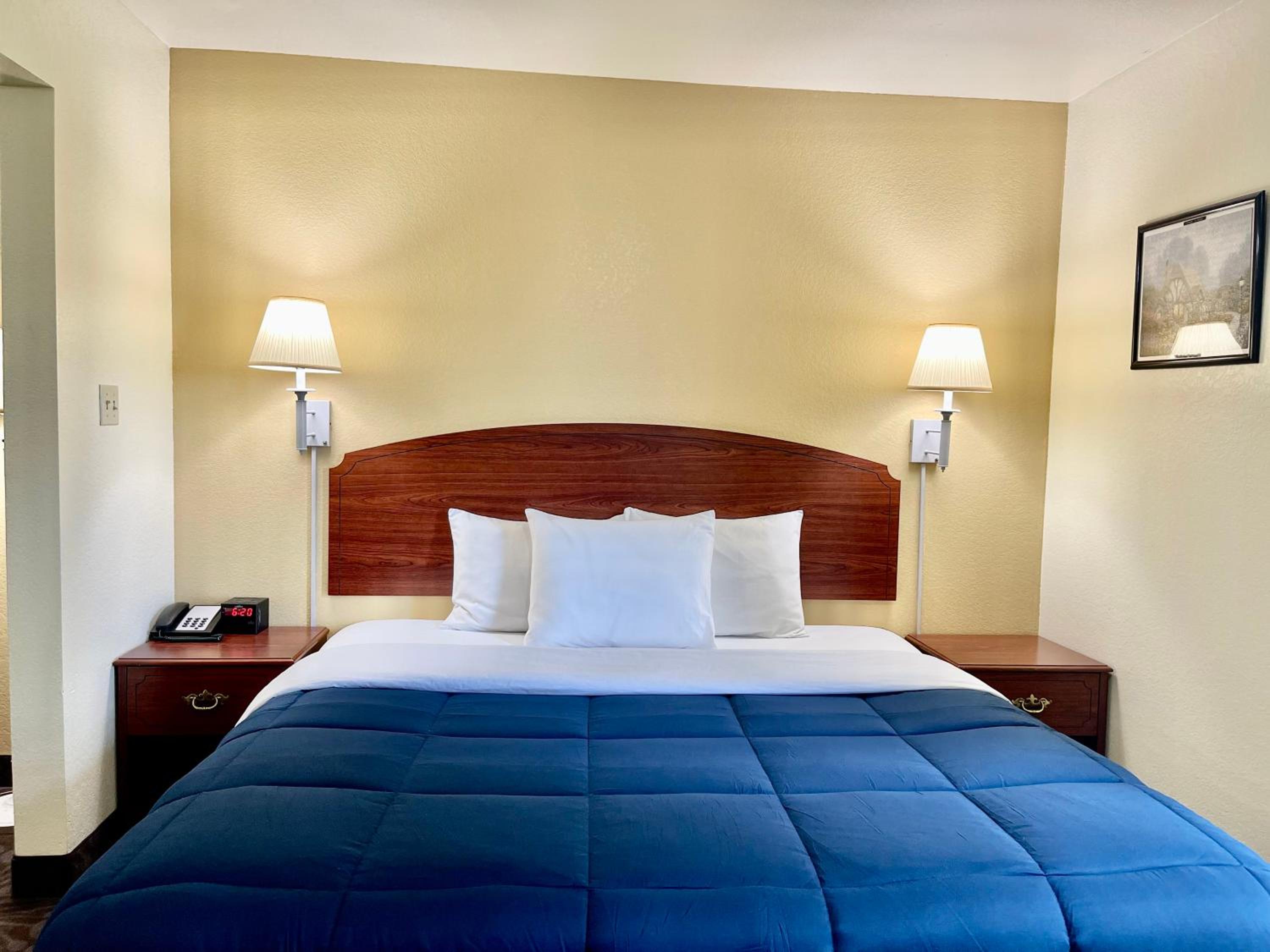 Candlelight Inn & Suites Hwy 69 near McAlester