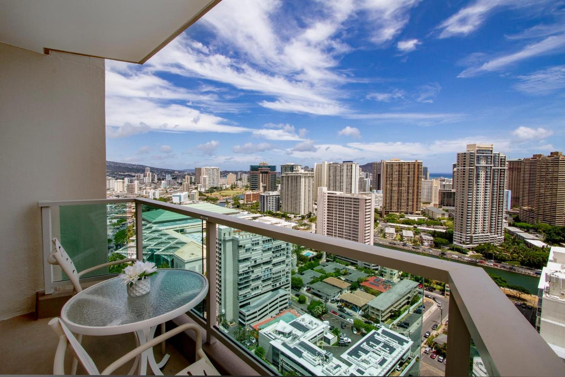 Ocean Views from balcony Walk to Beach and Mall 3024 view 4