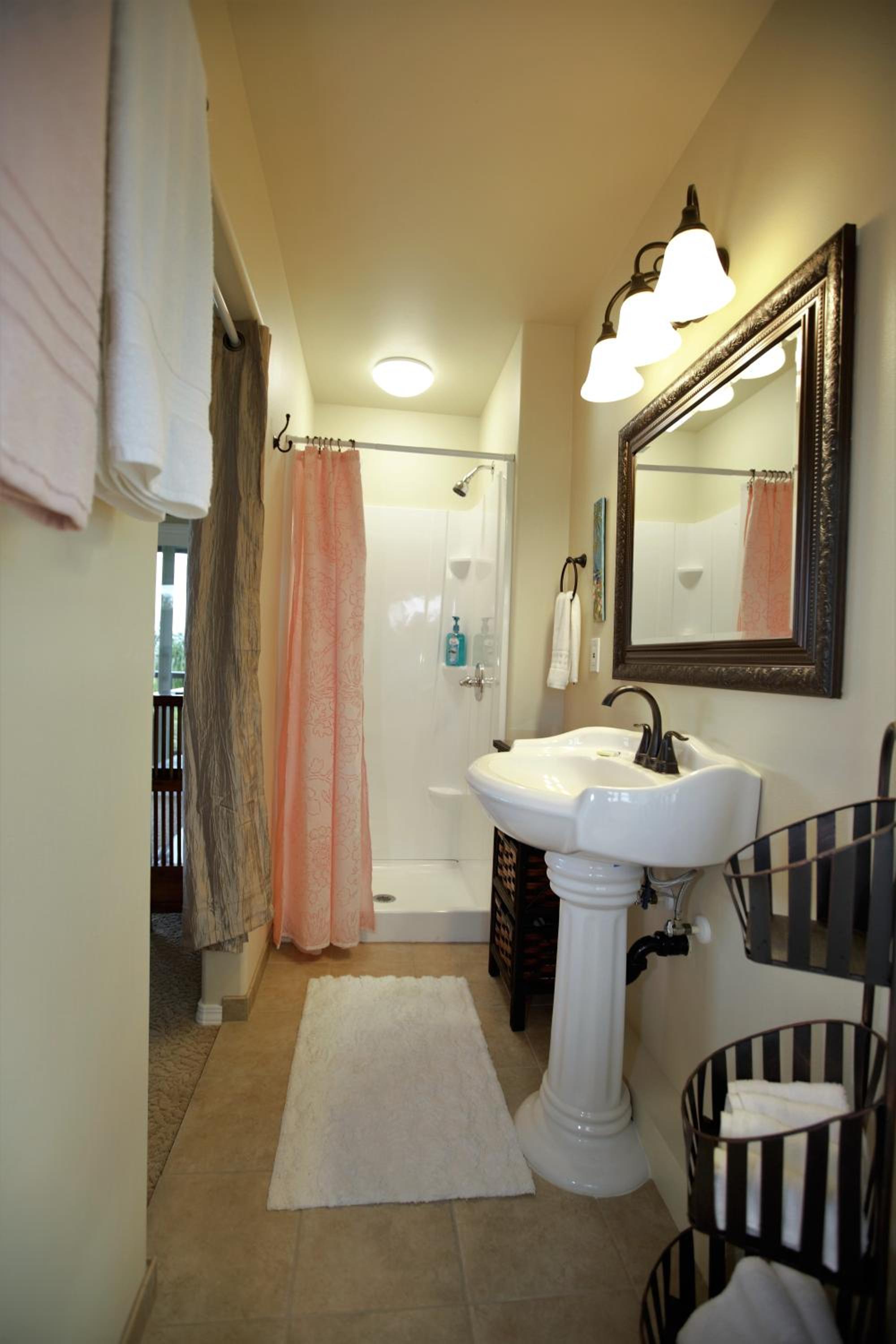 Island Goode's - Luxury Adult Only Accommodation near Hilo