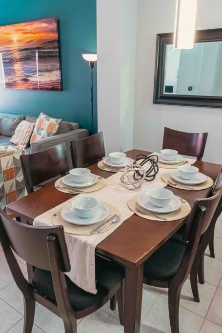 Roomy House Near Disney with Resort Pool and Patio BBQ view 4