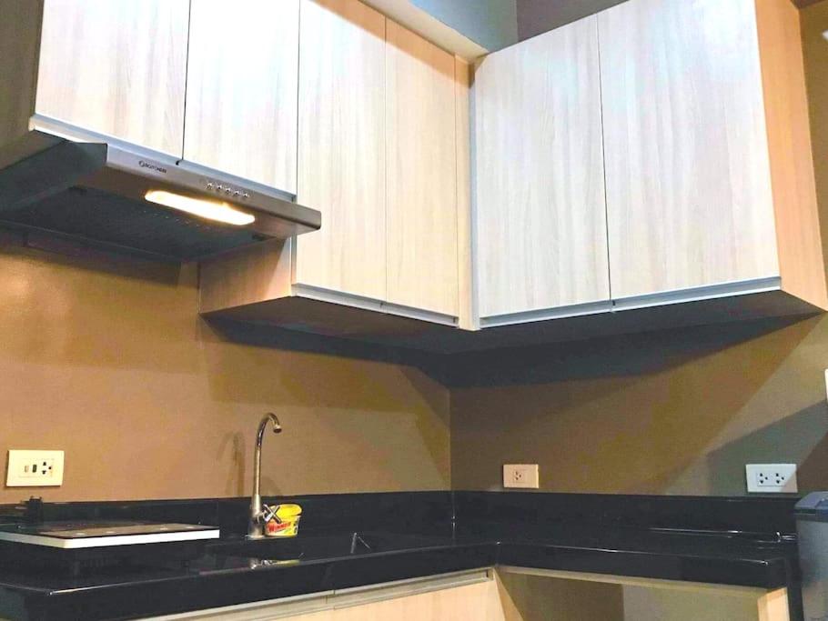 Chillhauz (SM,Ayala,IT,City) W/Pool & WiFi